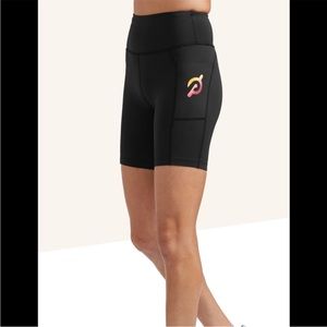 Peloton Women's Black Move Mission Exercise Bike Athletic Shorts Size Medium